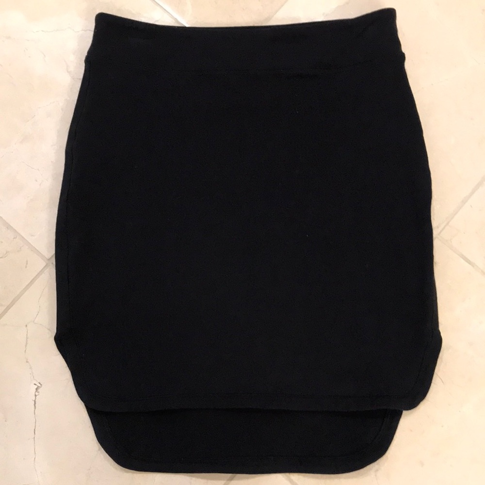 Lulu Lemon Black Skirt